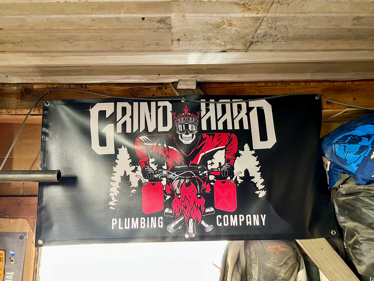 GARAGE BANNER